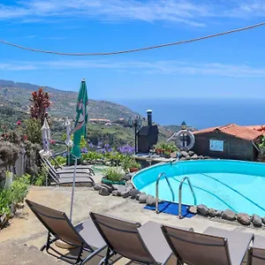 casas-tipicas-candelaria-tabua.madeira-islandshotels.com/
