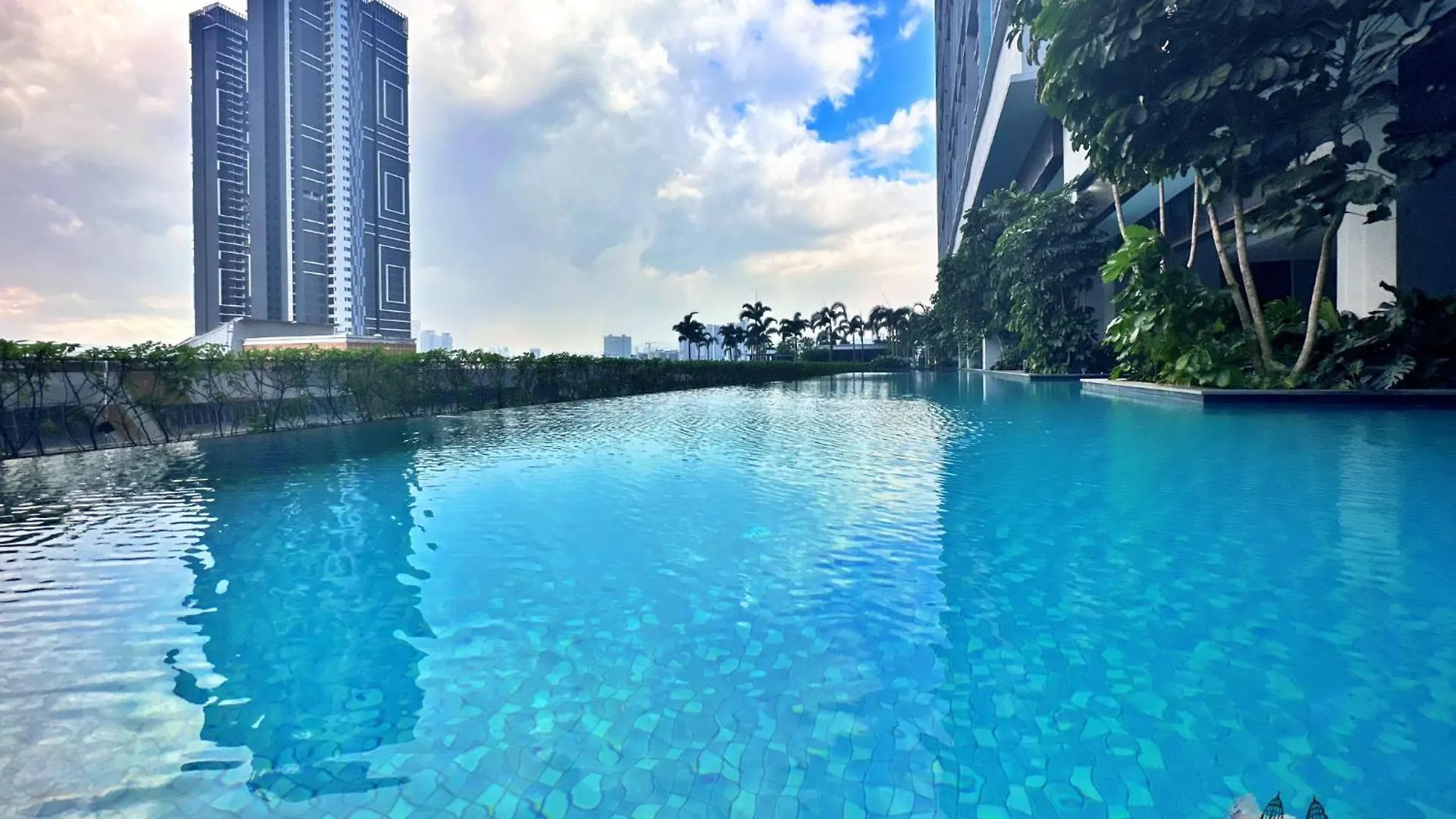 Trion @ Kuala Lumpur Near Klcc Trx By Cityscape Apartment